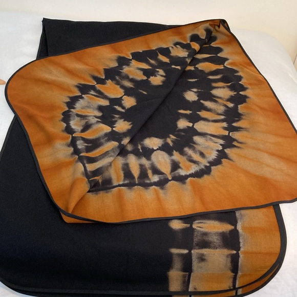 Wool cape and scarf/sash tie dye by an artist - Picture 15 of 17